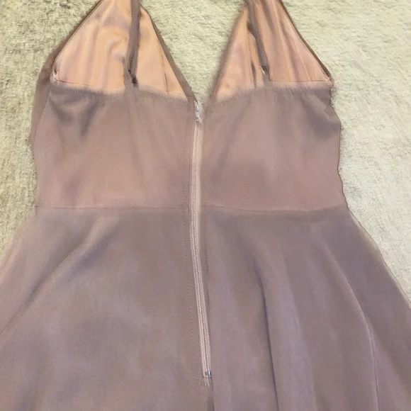 Muave flowy Windsor mini dress - Picture 2 of 6